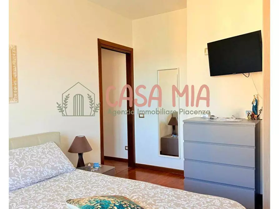 Immagine 25 di Appartamento in vendita  in Via Guareschi a Agazzano