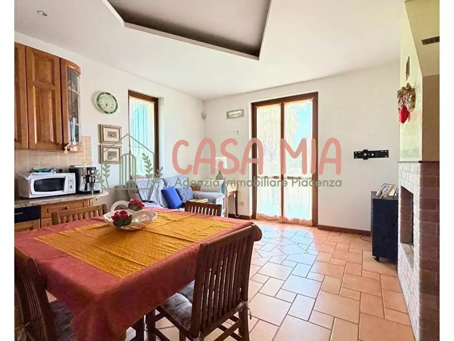 Immagine 10 di Casa semindipendente in vendita  in VIA ROMA a Agazzano