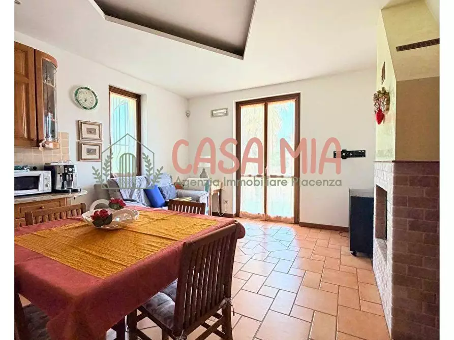 Immagine 11 di Casa semindipendente in vendita  in VIA ROMA a Agazzano