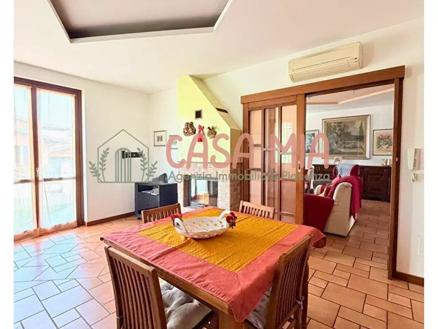 Immagine 13 di Casa semindipendente in vendita  in VIA ROMA a Agazzano