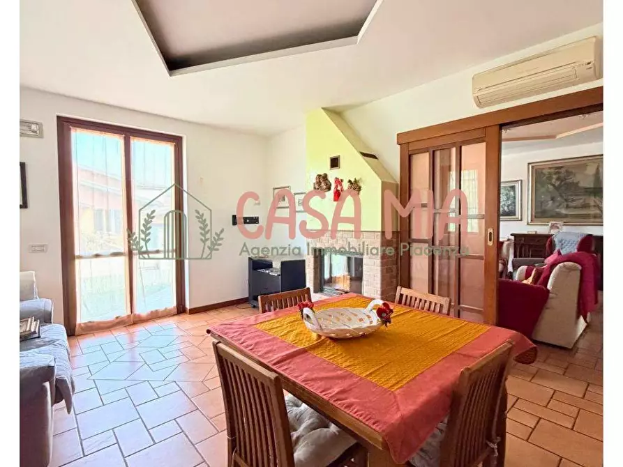 Immagine 14 di Casa semindipendente in vendita  in VIA ROMA a Agazzano