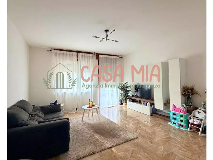 Immagine 2 di Appartamento in vendita  in Via Alicata a Agazzano