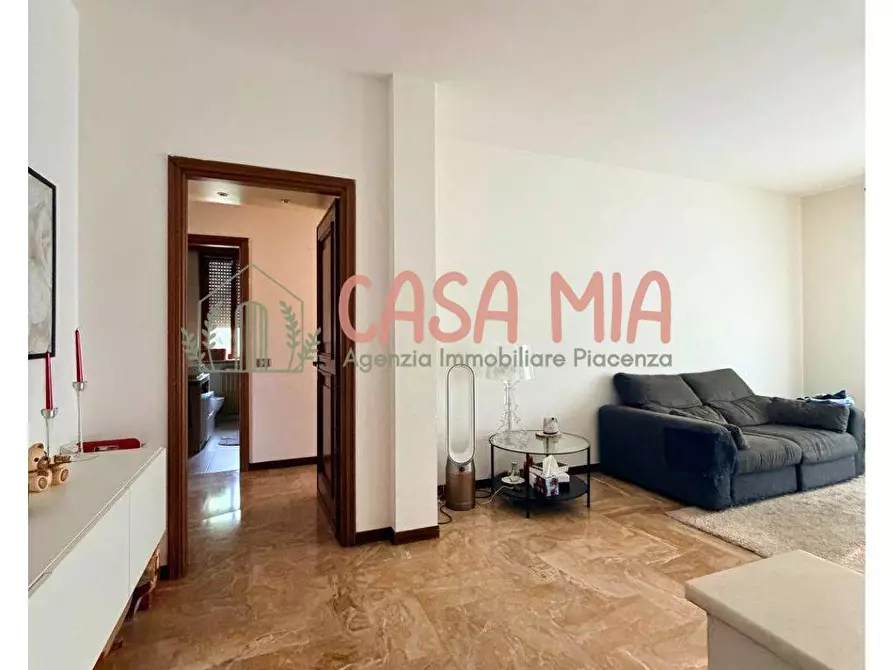 Immagine 3 di Appartamento in vendita  in Via Alicata a Agazzano