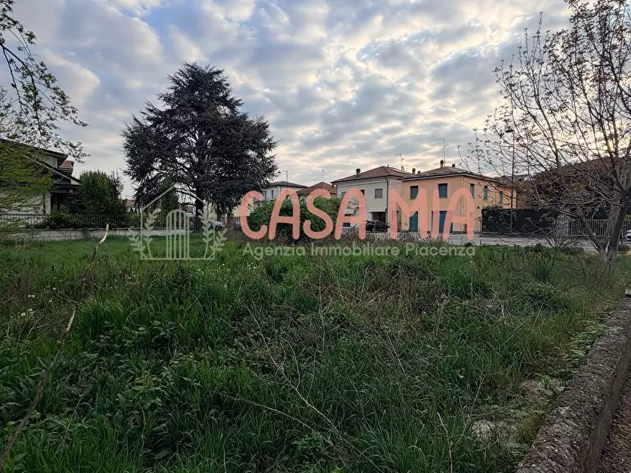 Immagine 4 di Terreno residenziale in vendita  in via agazzano a Agazzano