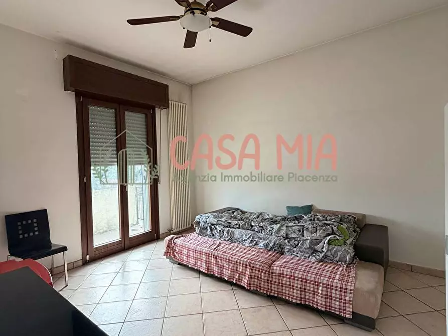 Immagine 2 di Appartamento in vendita  in Via Roma a Agazzano