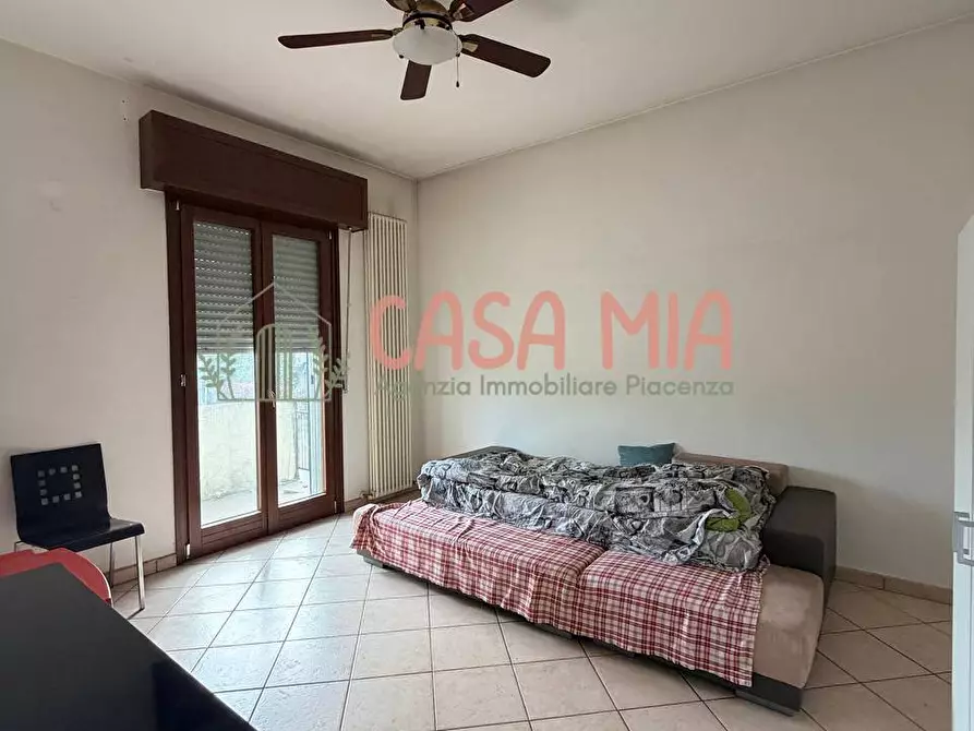 Immagine 3 di Appartamento in vendita  in Via Roma a Agazzano