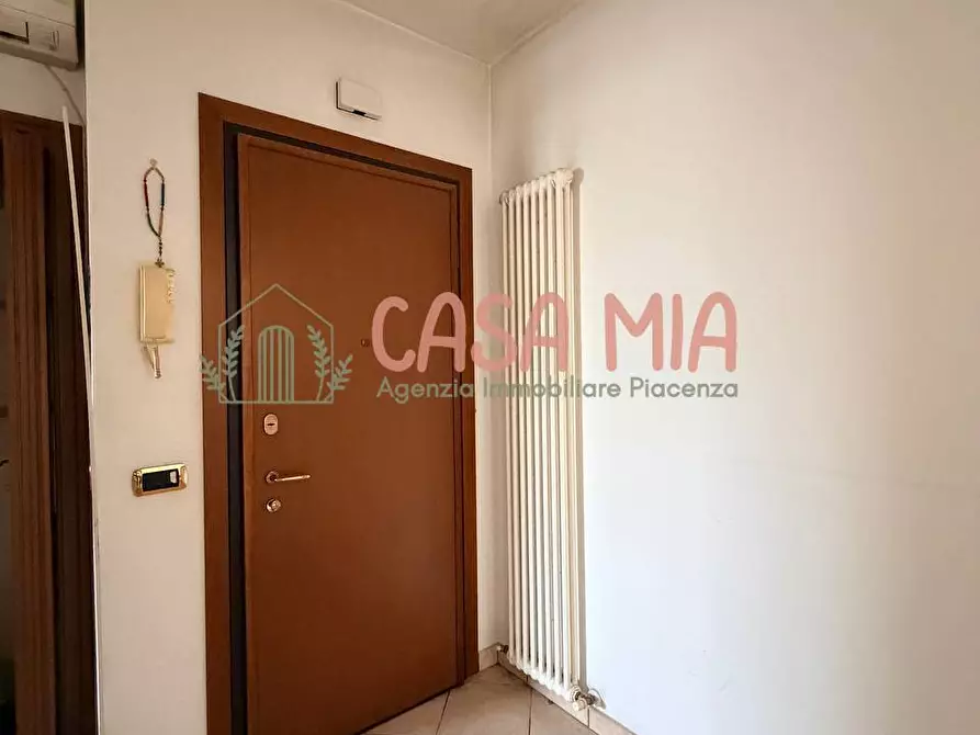 Immagine 4 di Appartamento in vendita  in Via Roma a Agazzano