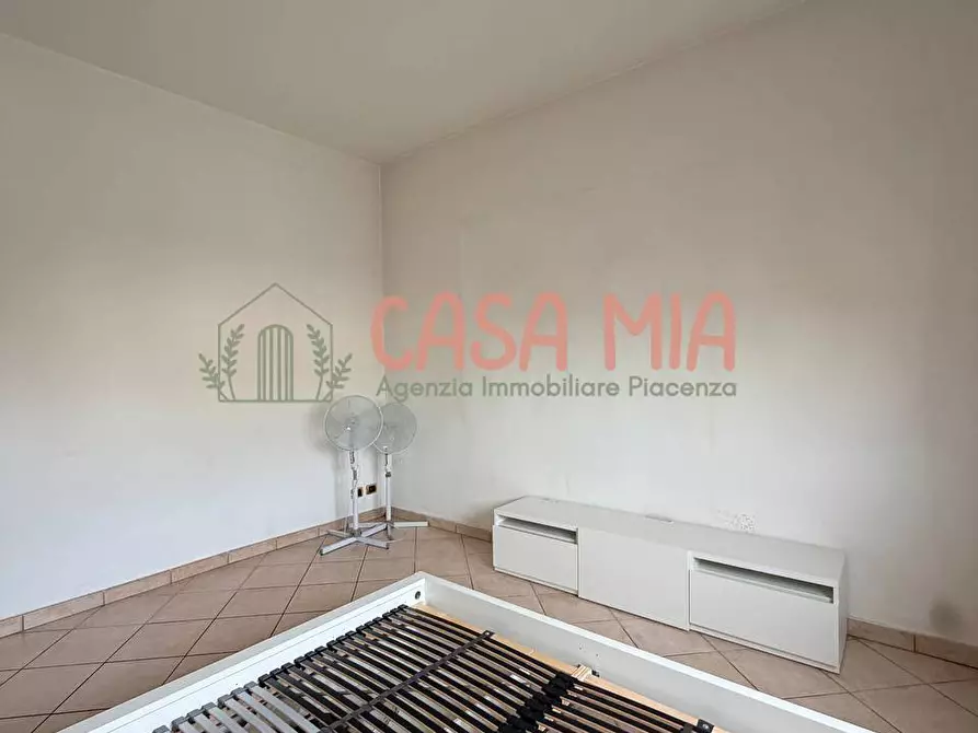 Immagine 6 di Appartamento in vendita  in Via Roma a Agazzano