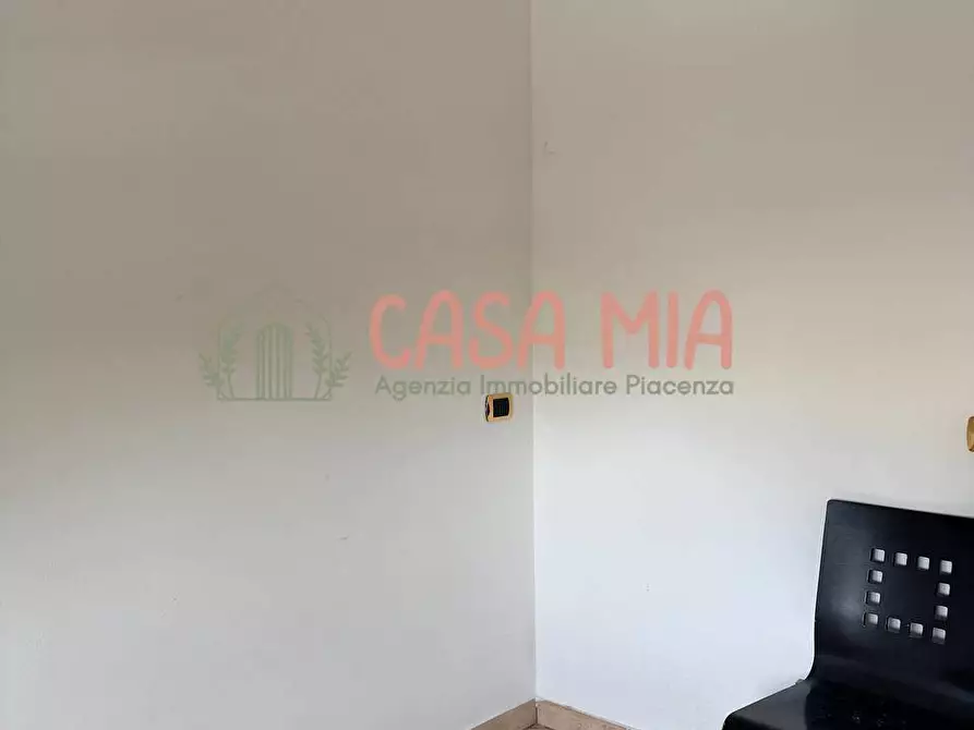 Immagine 8 di Appartamento in vendita  in Via Roma a Agazzano