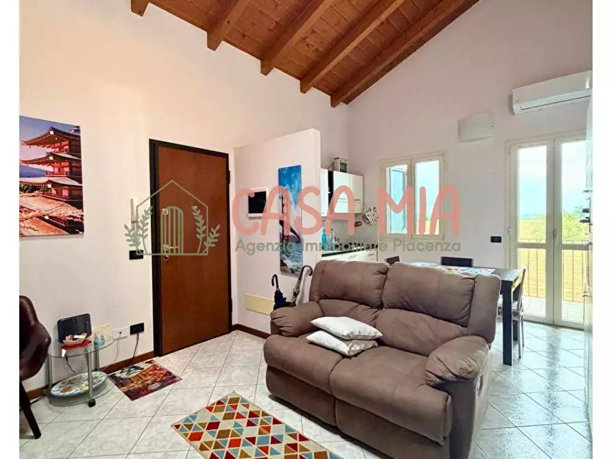 Immagine 1 di Appartamento in vendita  in via puccini 23 a Agazzano