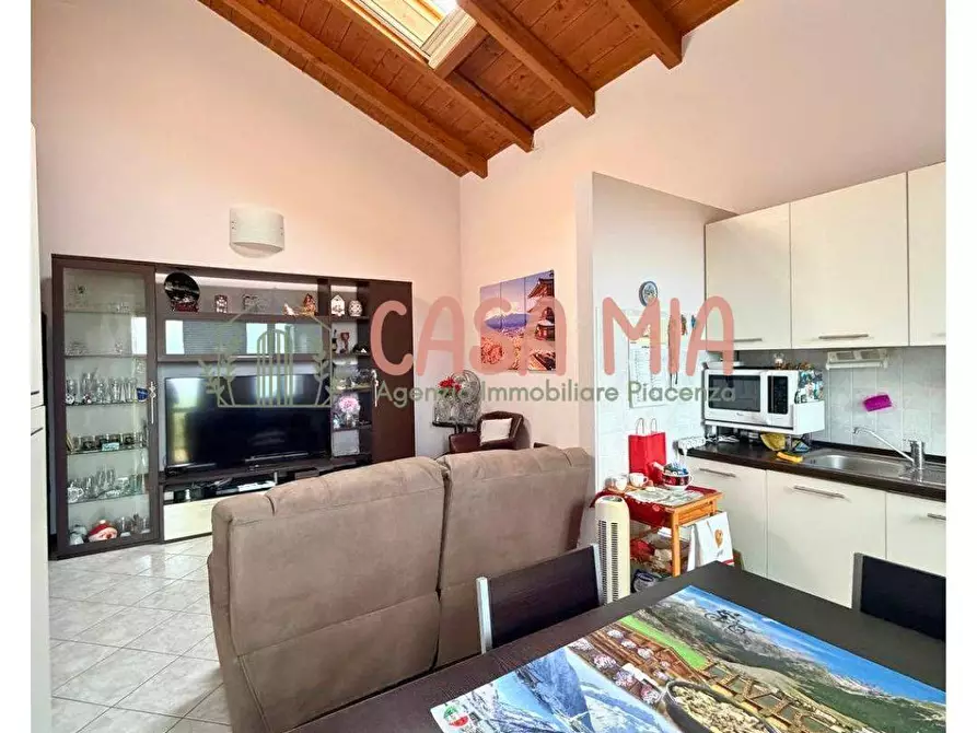 Immagine 6 di Appartamento in vendita  in via puccini 23 a Agazzano