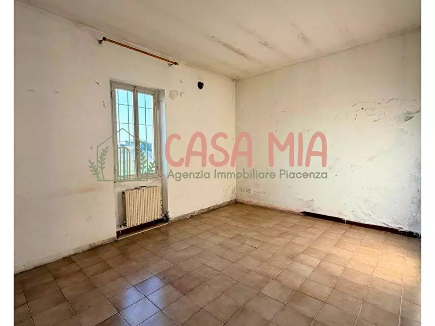 Immagine 11 di Casa semindipendente in vendita  in loalità zerbione a Agazzano