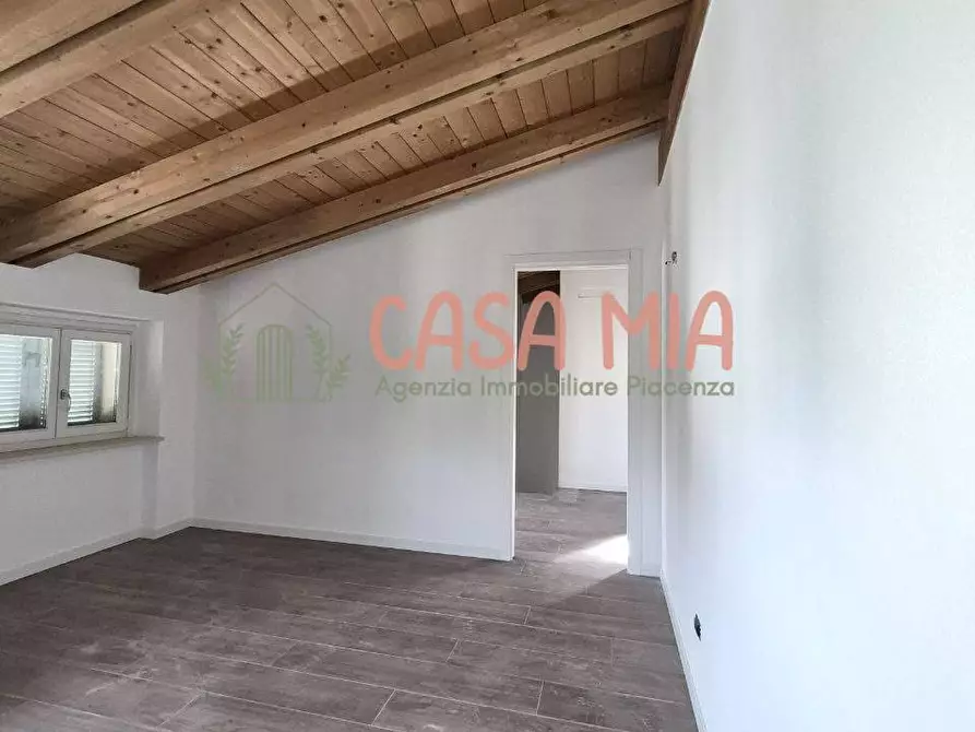 Immagine 2 di Appartamento in vendita  in STRADA DELLA VEGGIOLETTA a Piacenza