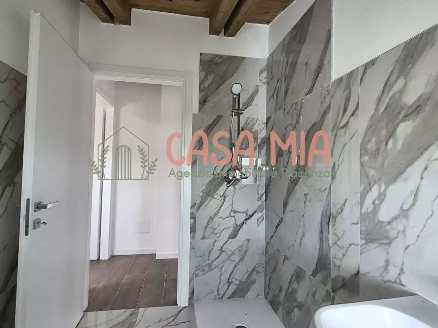 Immagine 37 di Appartamento in vendita  in STRADA DELLA VEGGIOLETTA a Piacenza