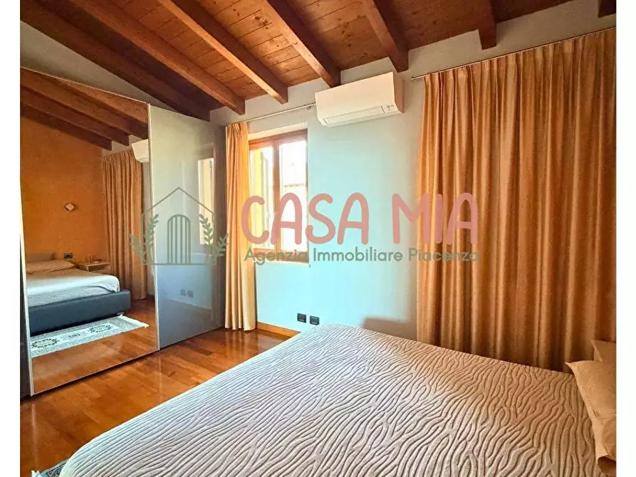Immagine 24 di Villetta a schiera in vendita  in Via Quasimodo a Agazzano