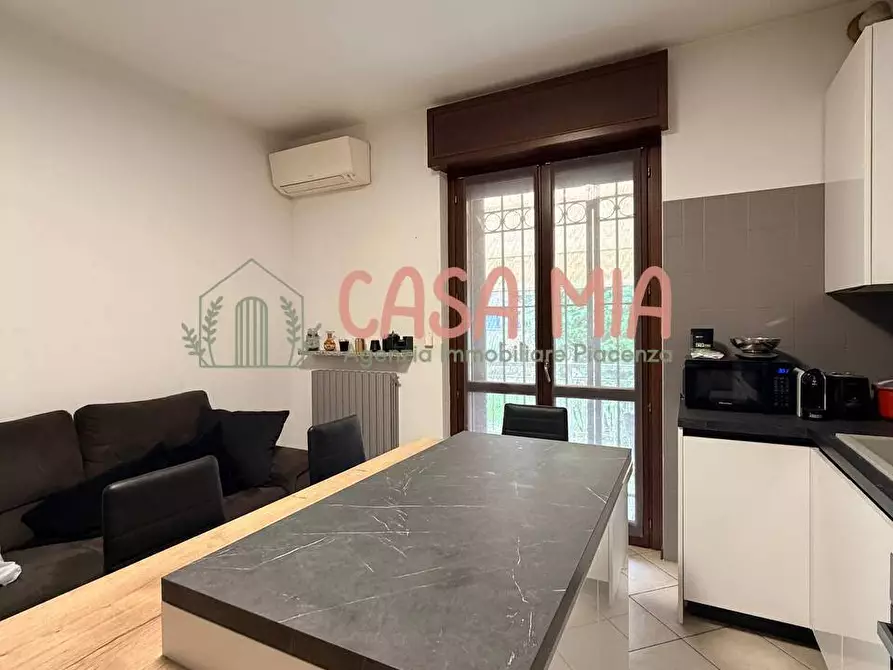Immagine 2 di Appartamento in vendita  in via masina a Agazzano