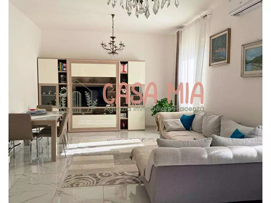 Immagine 5 di Appartamento in vendita  in Via fabbri a Piacenza