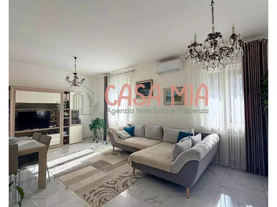 Immagine 1 di Appartamento in vendita  in Via fabbri a Piacenza