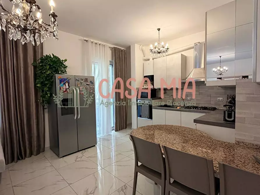 Immagine 27 di Appartamento in vendita  in Via fabbri a Piacenza