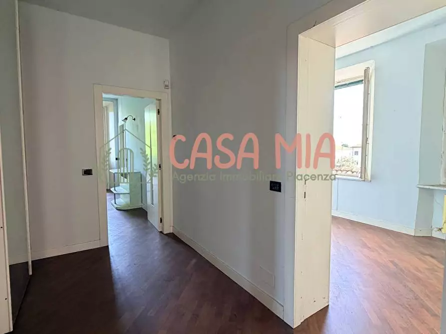 Immagine 6 di Villa in vendita  in Località incrociata a Agazzano