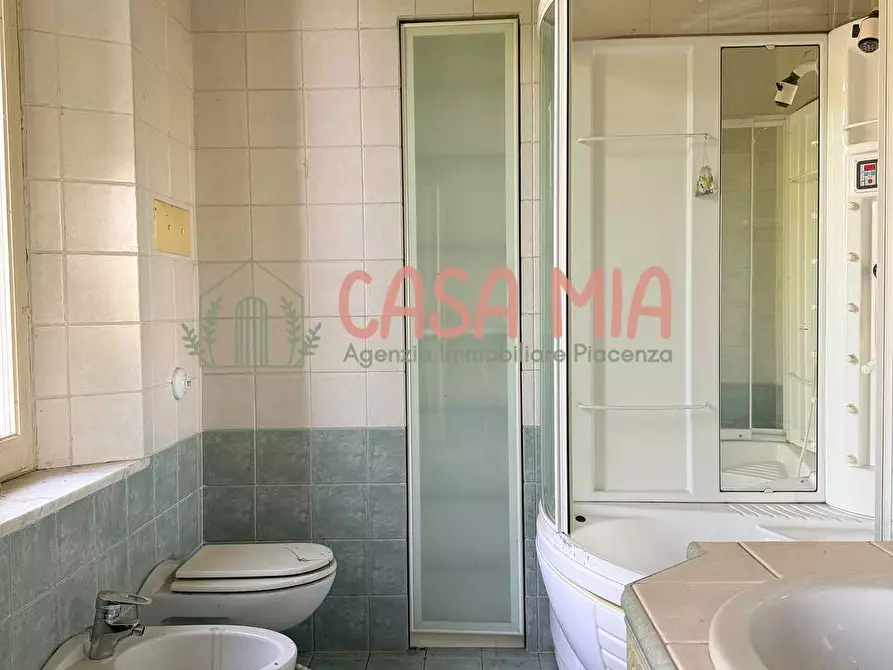 Immagine 10 di Villa in vendita  in Località incrociata a Agazzano