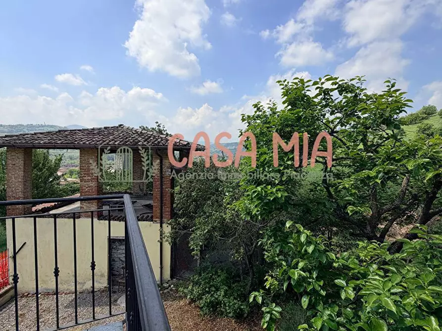 Immagine 9 di Villa in vendita  in Via pertini a Agazzano