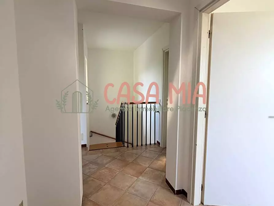 Immagine 14 di Villa in vendita  in Via pertini a Agazzano