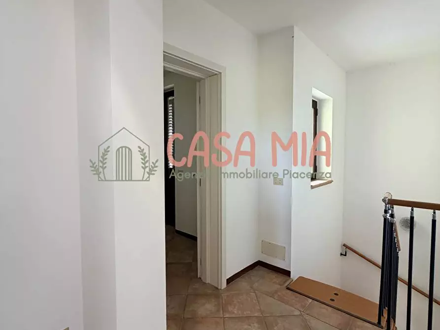 Immagine 17 di Villa in vendita  in Via pertini a Agazzano
