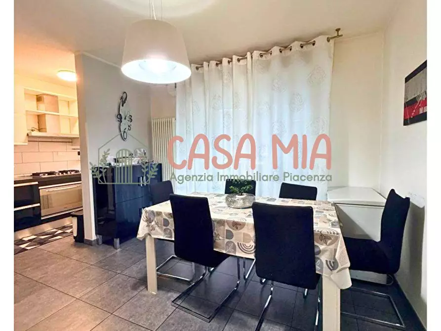 Immagine 6 di Appartamento in vendita  in Via Luigi Mutti 23 a Piacenza