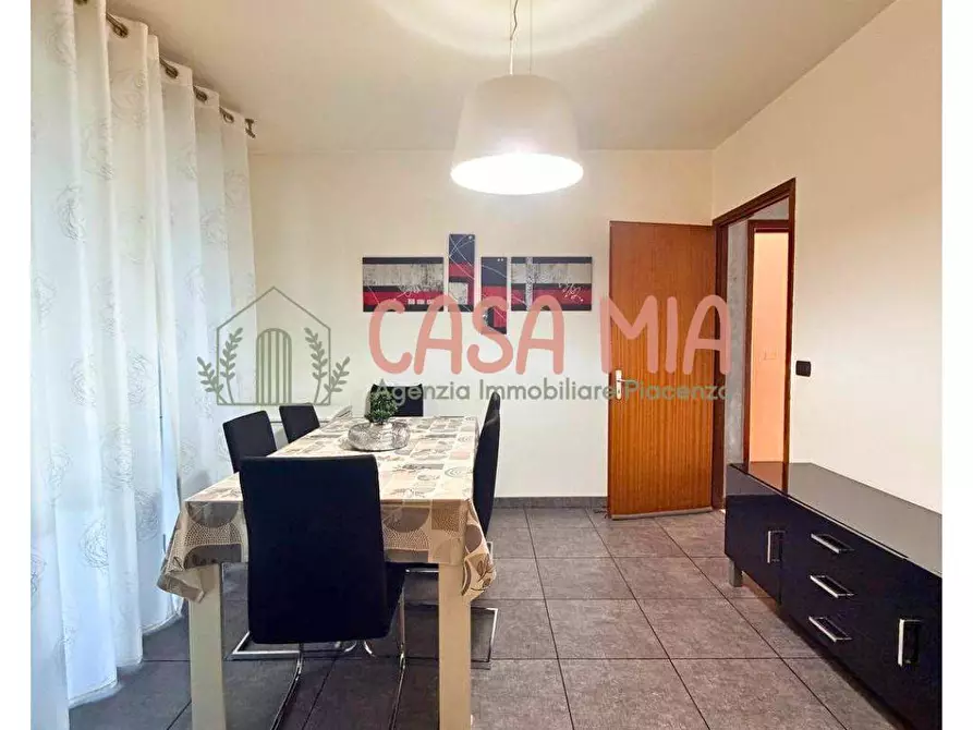 Immagine 10 di Appartamento in vendita  in Via Luigi Mutti 23 a Piacenza