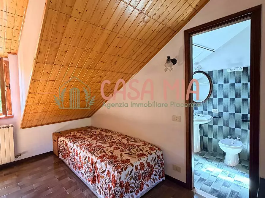 Immagine 8 di Appartamento in vendita  in Strada circonvallazione 3 a Ferriere