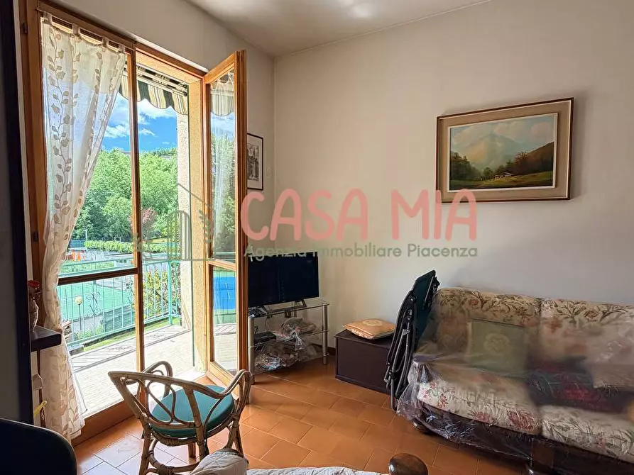 Immagine 1 di Appartamento in vendita  in Via aldo moro a Ferriere