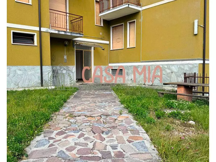 Immagine 2 di Appartamento in vendita  in Via aldo moro a Ferriere
