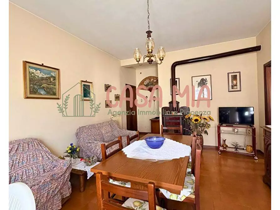 Immagine 6 di Appartamento in vendita  in Via aldo moro a Ferriere