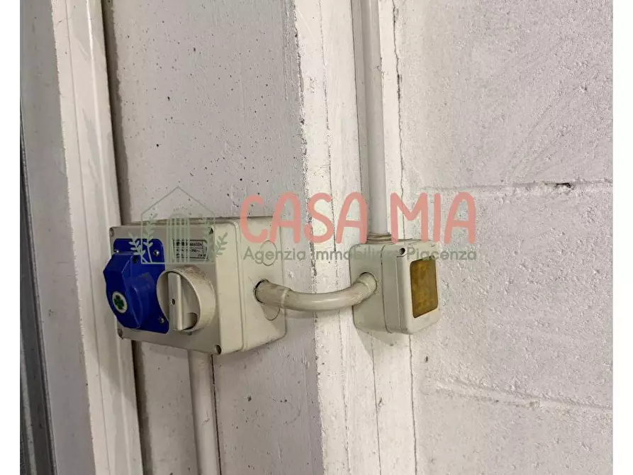 Immagine 6 di Box auto in vendita  in Via garibaldi a Agazzano