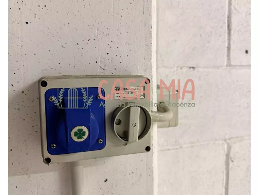 Immagine 7 di Box auto in vendita  in Via garibaldi a Agazzano