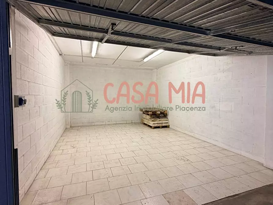 Immagine 8 di Box auto in vendita  in Via garibaldi a Agazzano