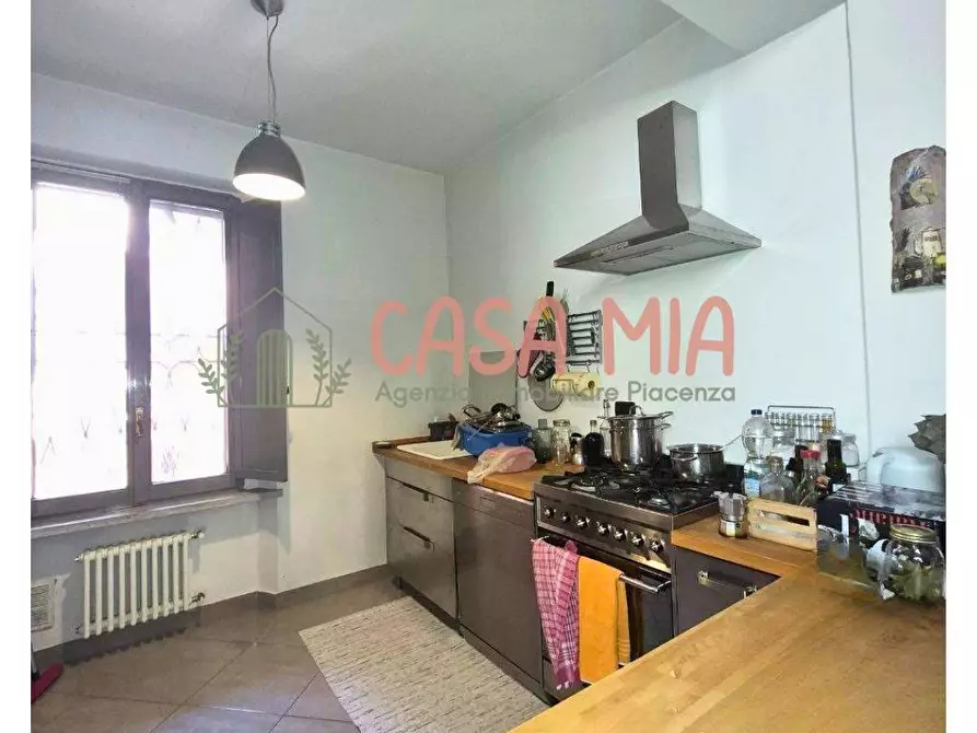 Immagine 9 di Appartamento in vendita  in Via Beverora a Piacenza