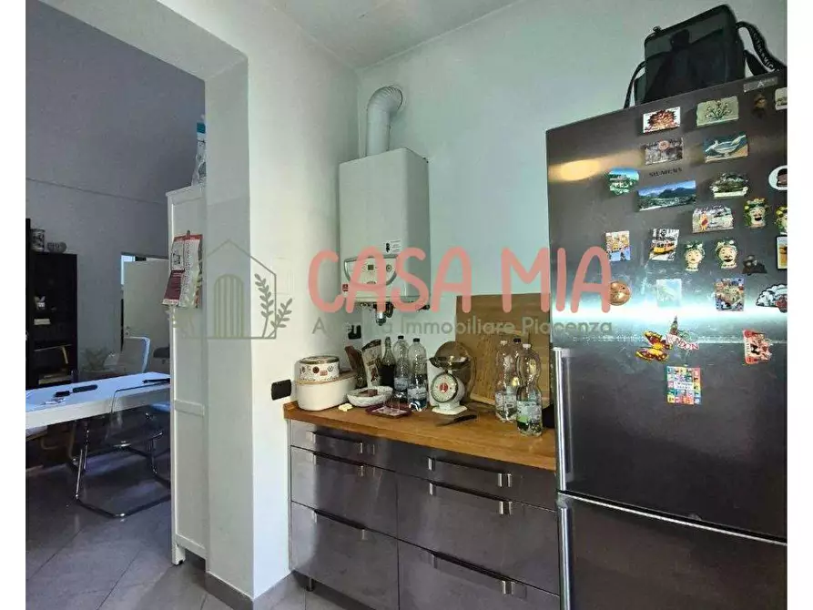 Immagine 10 di Appartamento in vendita  in Via Beverora a Piacenza