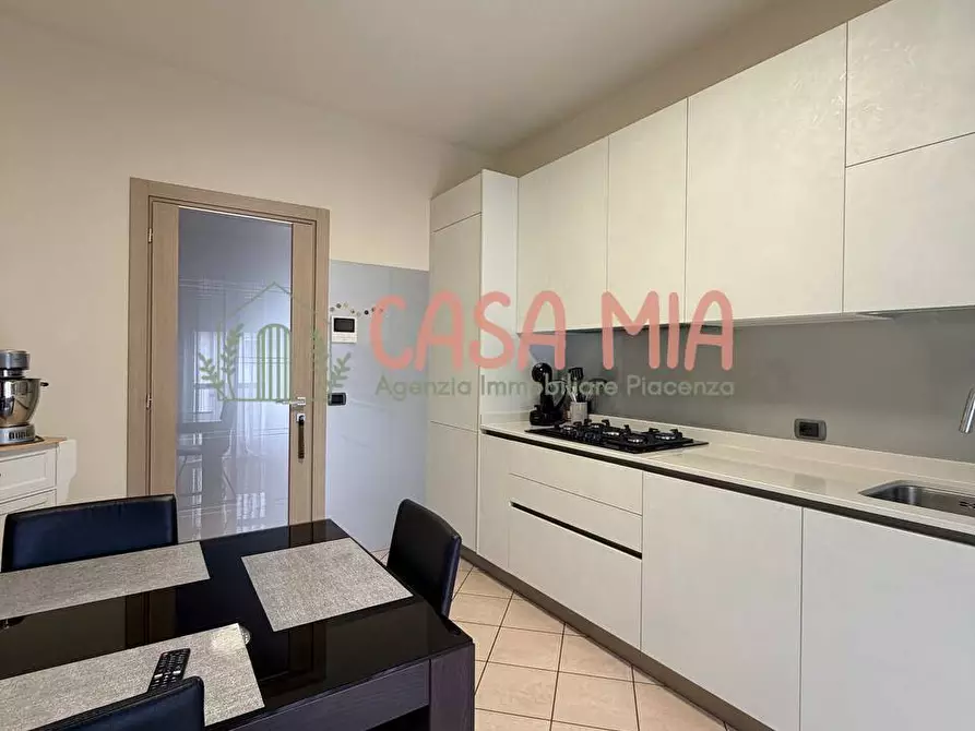Immagine 4 di Appartamento in vendita  in Via Masina a Agazzano