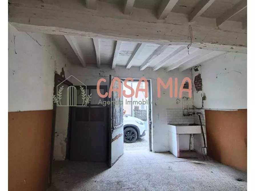 Immagine 1 di Casa semindipendente in vendita  in VIA NUOVA a Agazzano