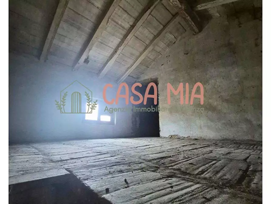 Immagine 35 di Casa semindipendente in vendita  in VIA NUOVA a Agazzano