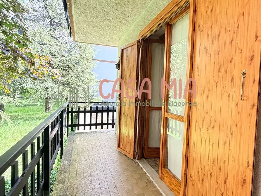 Immagine 1 di Appartamento in vendita  in Viale Circonvallazione a Ferriere