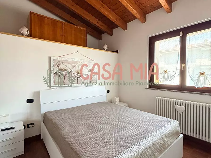 Immagine 10 di Casa semindipendente in vendita  in Via Paul Harris a Agazzano