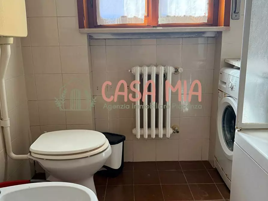 Immagine 15 di Appartamento in vendita  in Via emilia est a Agazzano