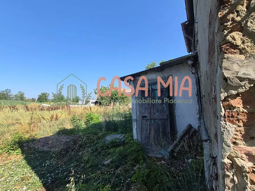 Immagine 6 di Rustico / casale in vendita  in via castello a Agazzano