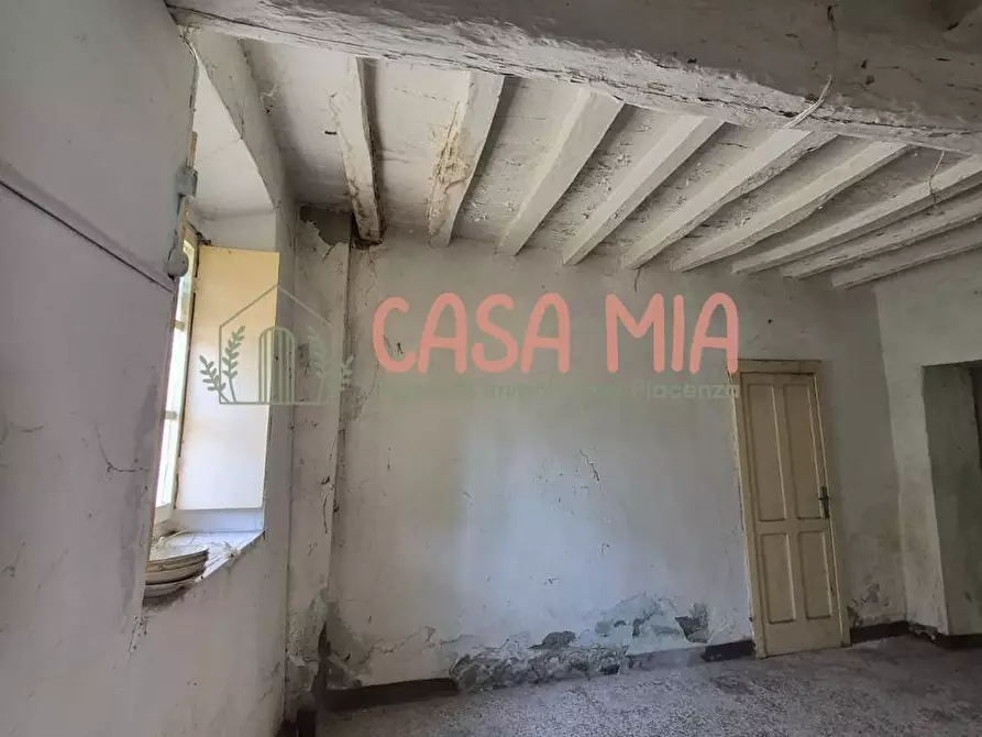 Immagine 13 di Rustico / casale in vendita  in via castello a Agazzano