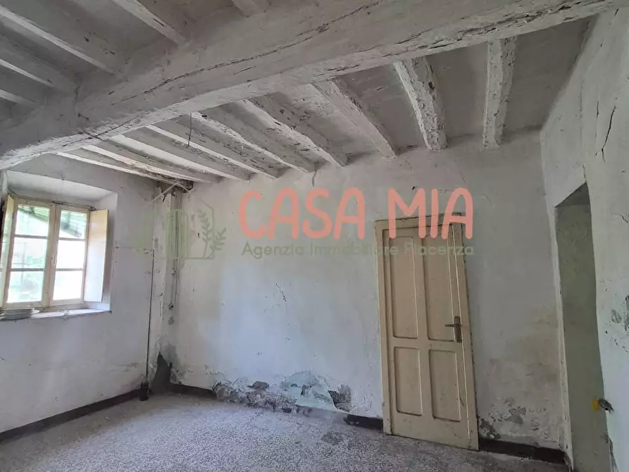 Immagine 17 di Rustico / casale in vendita  in via castello a Agazzano
