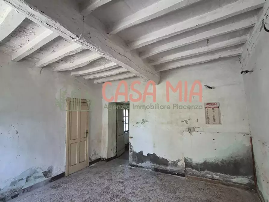 Immagine 18 di Rustico / casale in vendita  in via castello a Agazzano