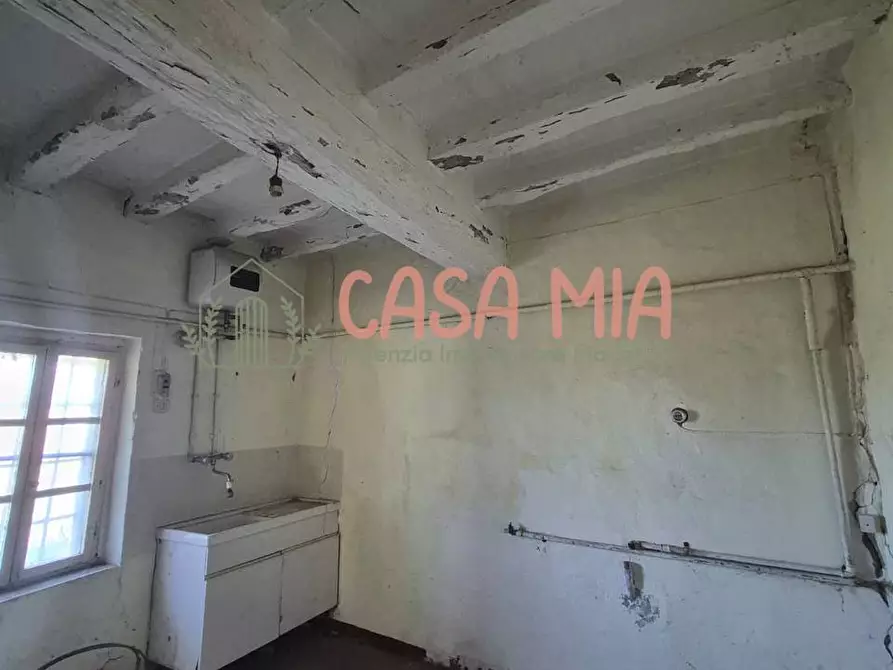 Immagine 28 di Rustico / casale in vendita  in via castello a Agazzano